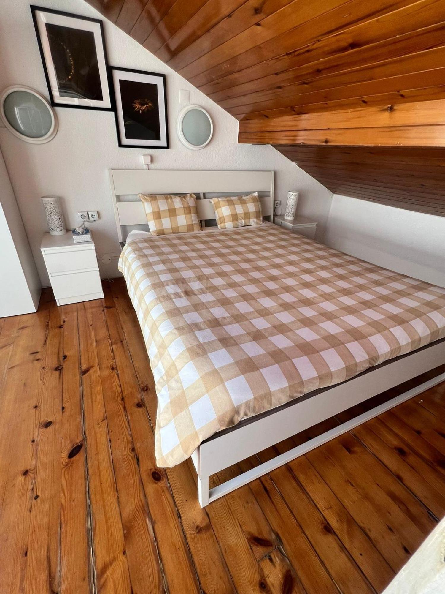 White House Albergue *